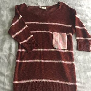 Cute striped light weight sweater with pocket